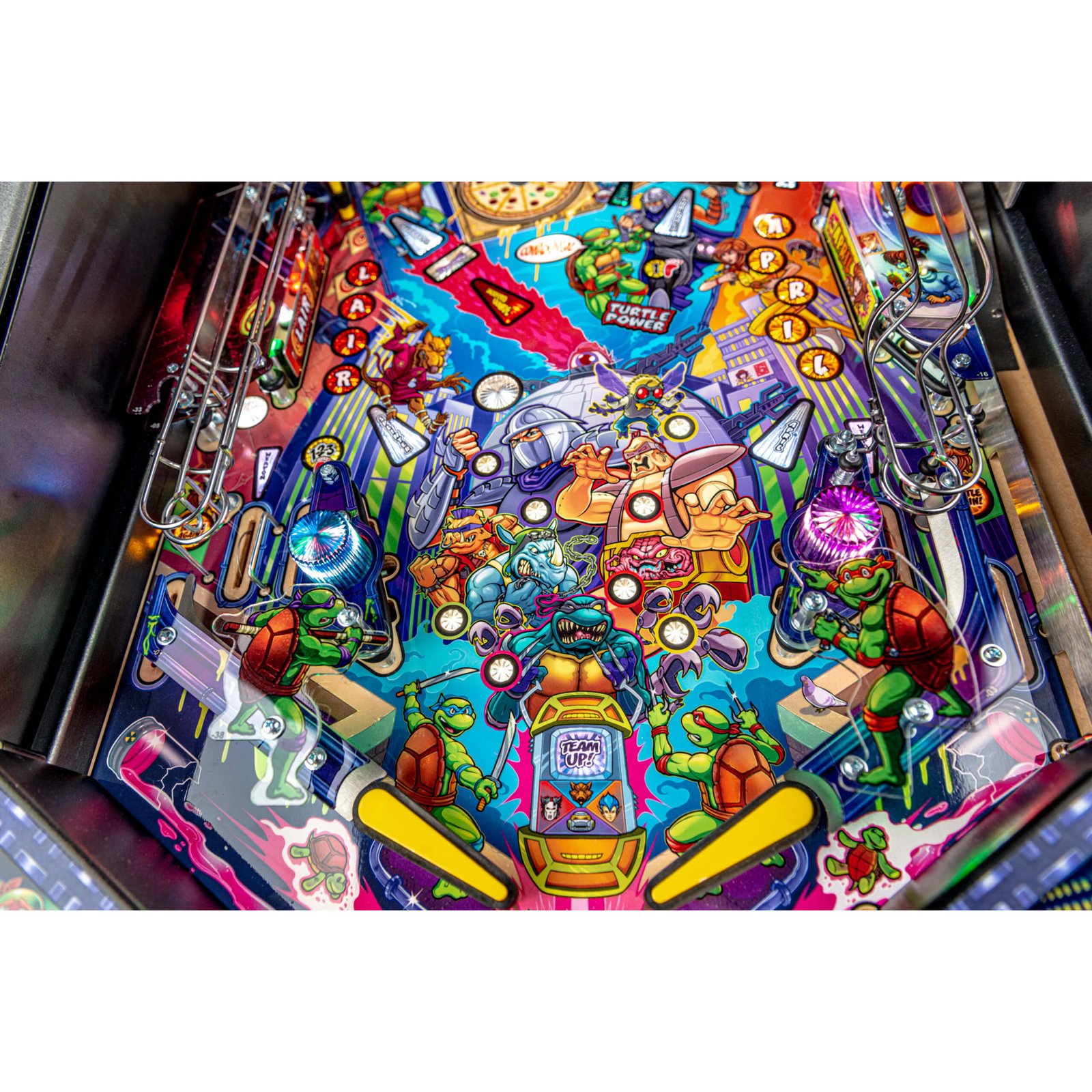 Teenage Mutant Ninja Turtles Premium Pinball Machine by Stern