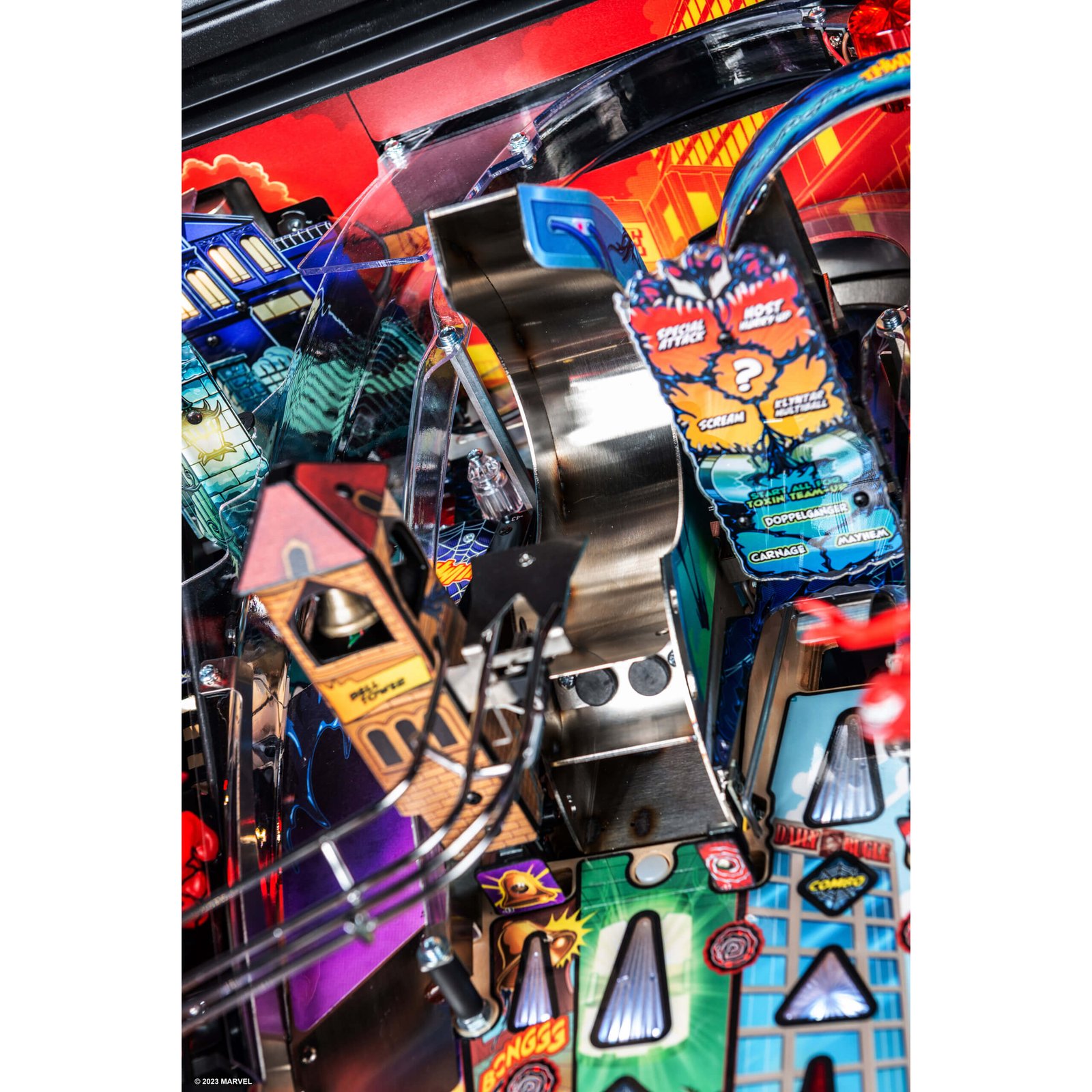 Venom Premium Pinball Machine by Stern