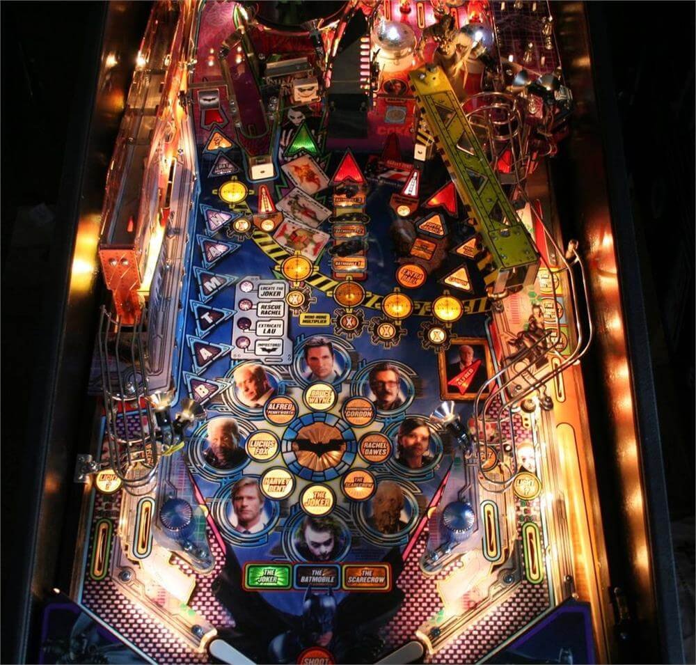 Batman Dark Knight Pinball Machine by Stern